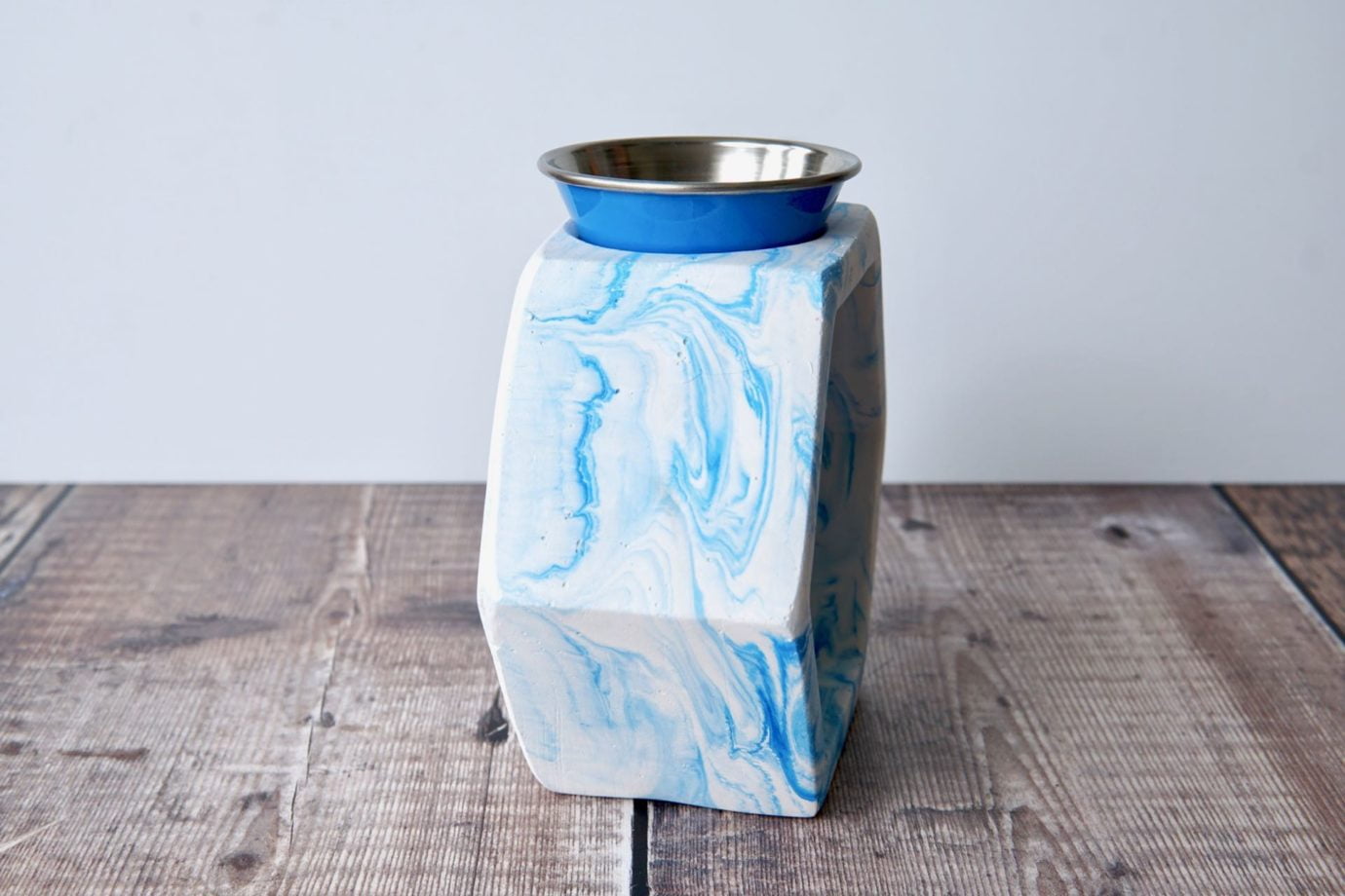 Blue Hexagonal Wax Melter - Image 2