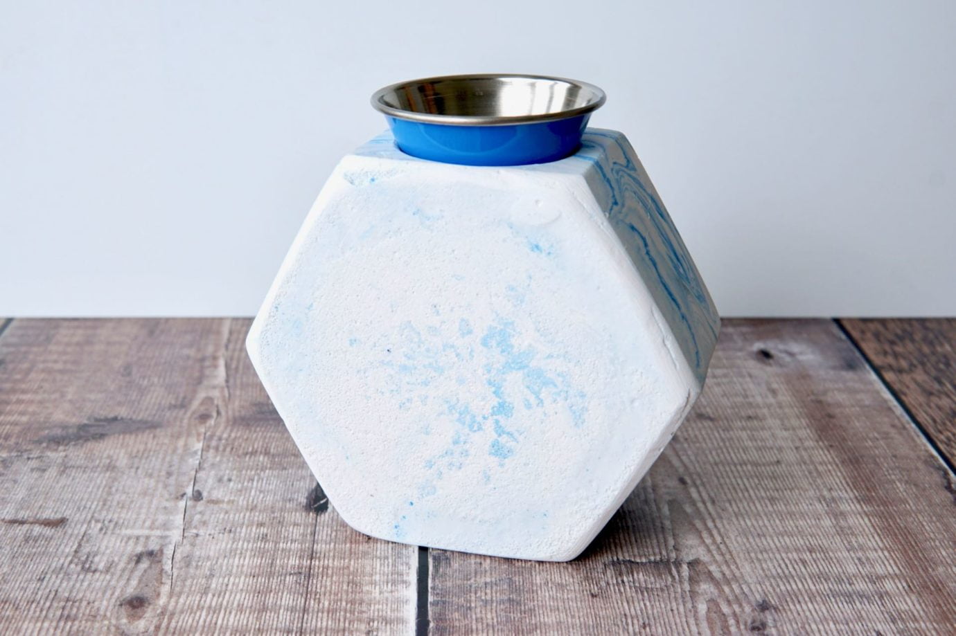 Blue Hexagonal Wax Melter - Image 3